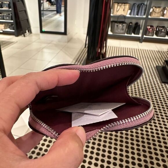 NWT Coach Heart Coin Case - Picture 5 of 5